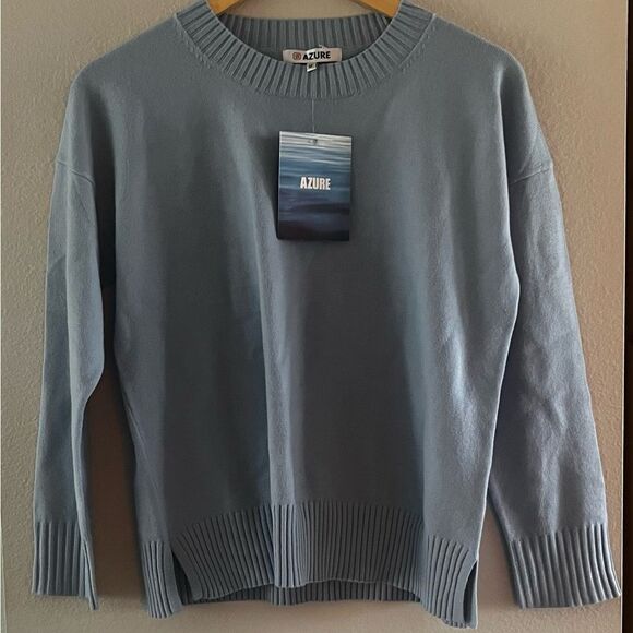 NEW Juniors SZ Meduim Azure Light Blue Sweater - Picture 2 of 16